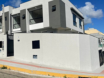 Sobrado Triplex 3 Quartos